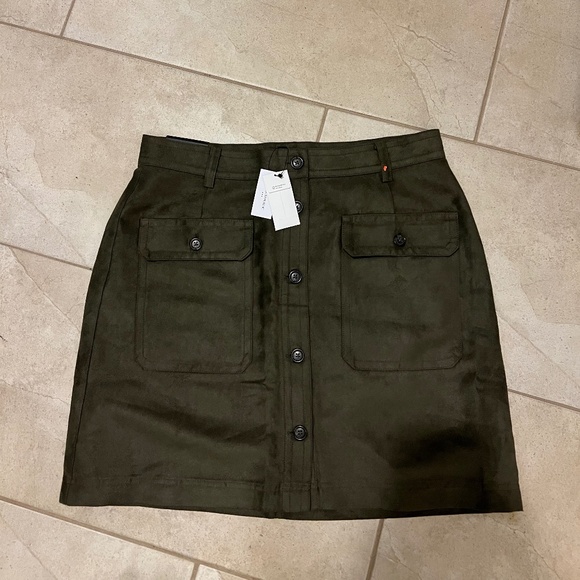 Banana Republic Dresses & Skirts - Banana Republic faux suede skirt